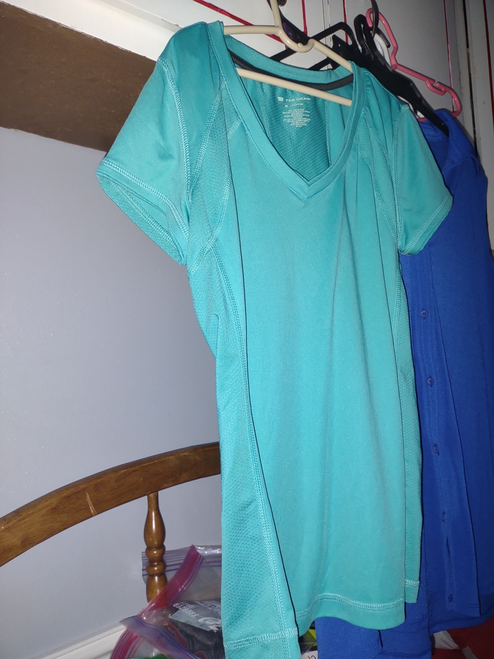Women's  V-Neck Active Top - Lightweight Performance 1268sm